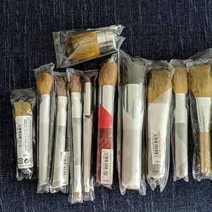 Bare Escentuals Set of 12 Sealed Makeup Brushes NW